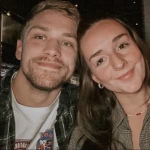 Meet your Posher, Hunter